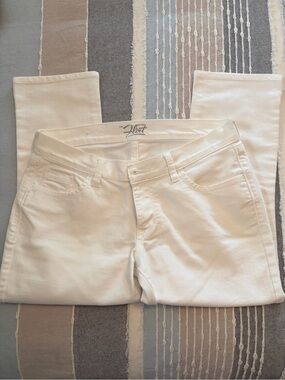Old Navy White Cropped Skinny Jeans